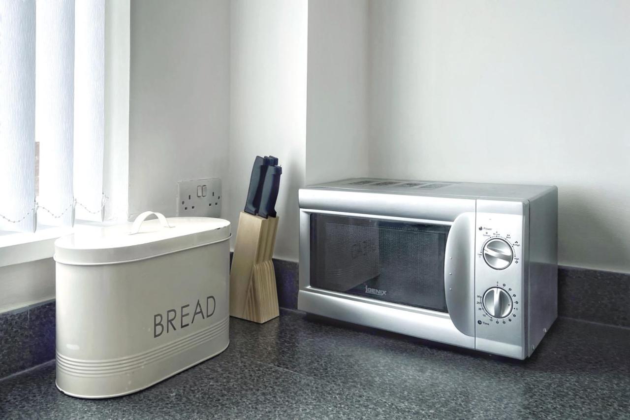 Elegant And Bright Seaside Apt In Swansea Marina エクステリア 写真