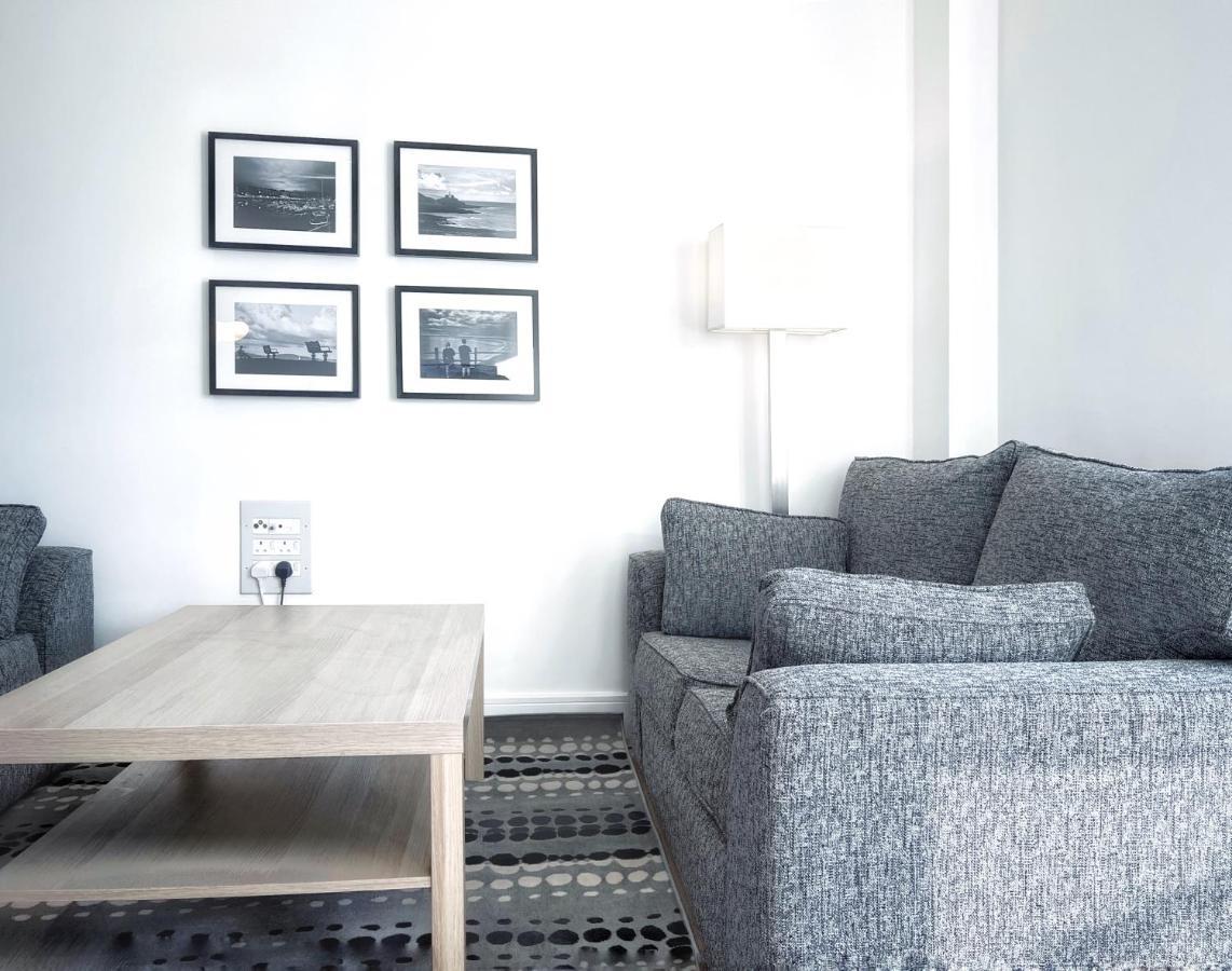Elegant And Bright Seaside Apt In Swansea Marina エクステリア 写真
