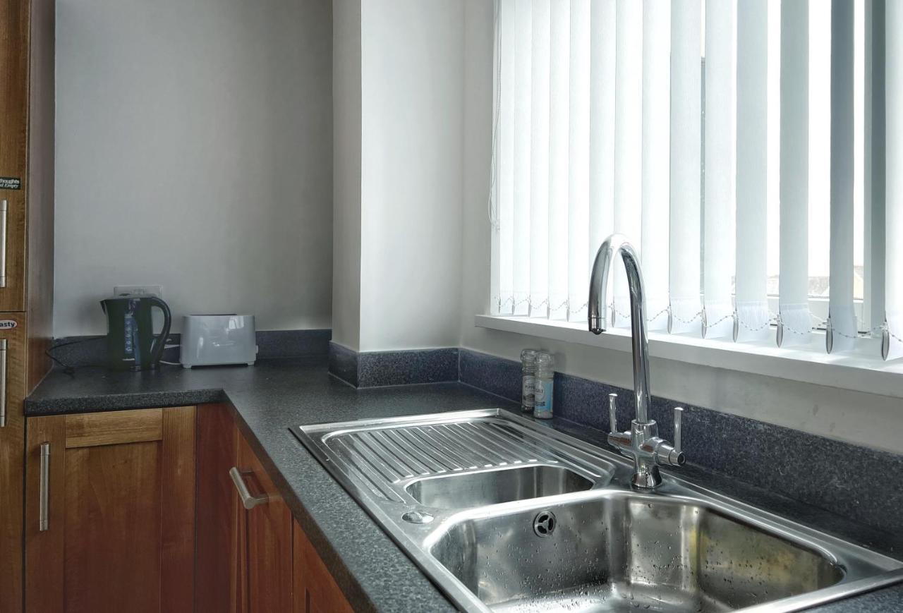 Elegant And Bright Seaside Apt In Swansea Marina エクステリア 写真